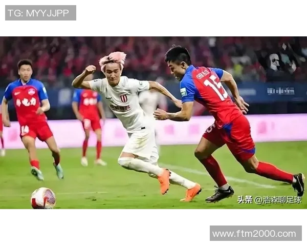 成都足球队默契配合解析助力球队在赛场上崭露头角