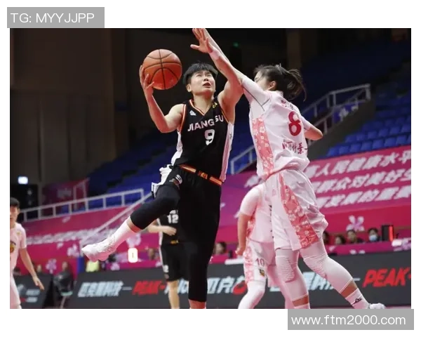 杭州羽毛球队在精英赛中以100分稳居积分榜首位，展现强劲实力